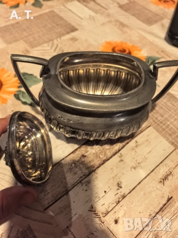 Захарница walker & hall sheffield, снимка 4 - Антикварни и старинни предмети - 52436163