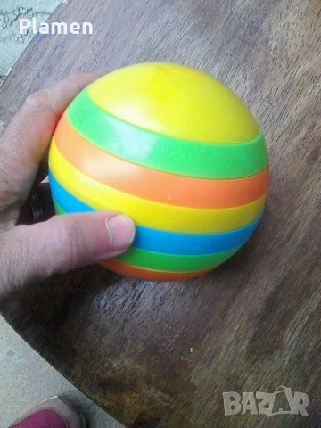 Детска стара българска пластмасова топка за деца, снимка 1 - Детски топки - 38954106