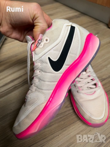 Оригинални маратонки Nike AIR ZOOM G.T. HUSTLE 2! 42 н, снимка 7 - Ежедневни обувки - 52182791