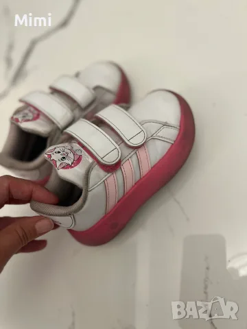 Adidas bubble детски маратонки , снимка 7 - Детски маратонки - 51798640