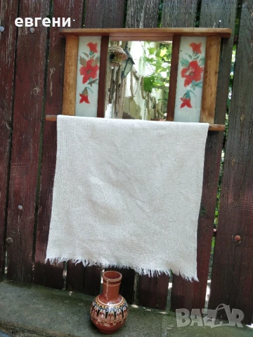 Старинно огледало с пешкир