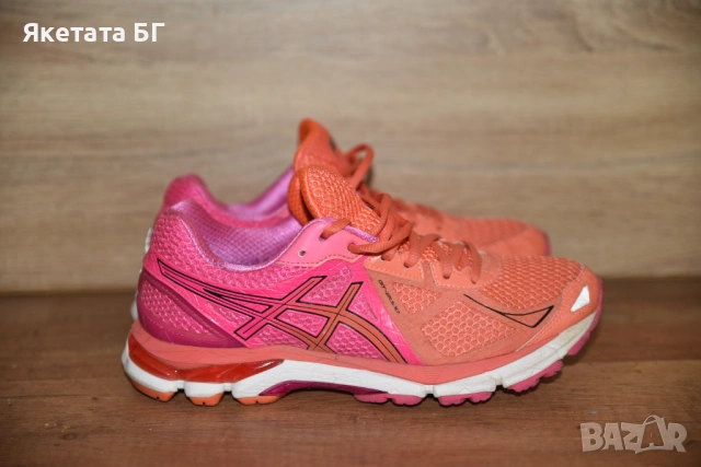 Asics GEL оригинални маратонки размер 40