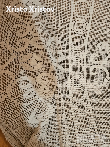 Ръчно плетена покривка, снимка 7 - Покривки за маси - 53073872