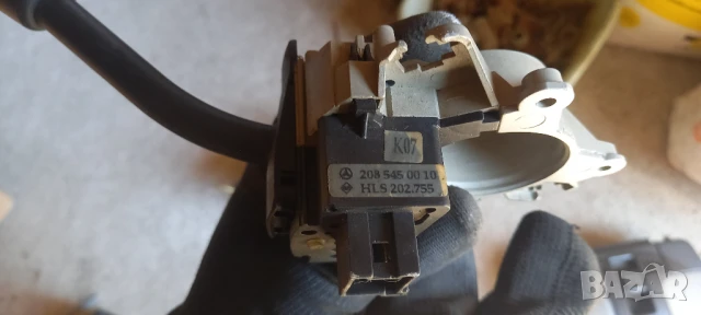 Лост светлини/чистачки Mercedes C-Class W202, снимка 2 - Части - 51390062