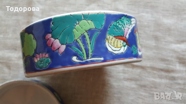 Порцеланова японска кутия за бижута, снимка 9 - Антикварни и старинни предмети - 30161923