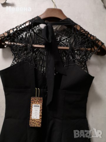 Малка Черна Рокля Официялна, размер М Lipsy London, снимка 3 - Рокли - 29342301