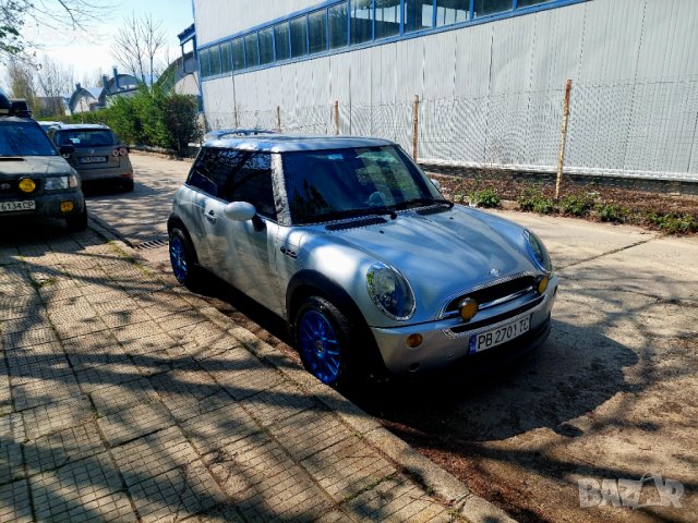 Mini one  на часни 