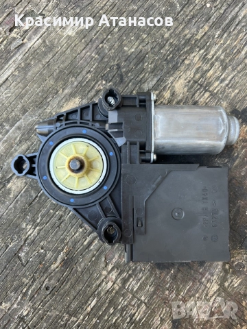 5K0959793A. Модул врата управление стъкла предни за Vw Туран. 5K0959792A, снимка 2 - Части - 55780375