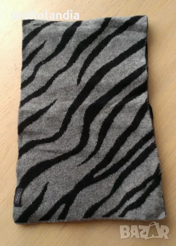 Дамски вълнен шал MANGO 