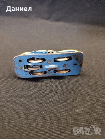 Малка метална количка, снимка 3 - Антикварни и старинни предмети - 52919292