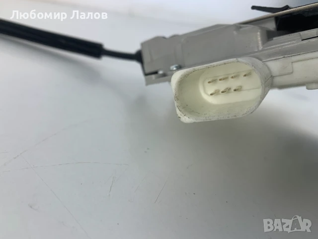 Предна лява брава Seat Altea (04-09)г. , снимка 5 - Части - 50988950