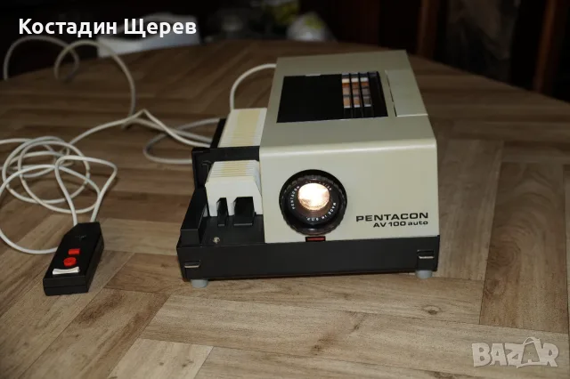 Диапроктор-прожекцинен апарат Аспектомат"Pentacon AV100 auto", снимка 2 - Фотоапарати - 56083351