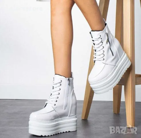 Боти на платформа - бяла кожа - BML88