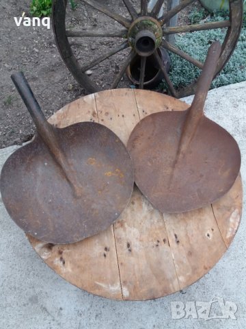 Стара метална лопата  -голяма, снимка 1 - Антикварни и старинни предмети - 32064018
