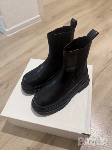 Дамски боти ASH