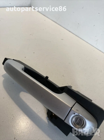 Външна дръжка за предна дясна врата сребриста за KIA Ceed 1.6 CRDi (2010), снимка 2 - Части - 53235642