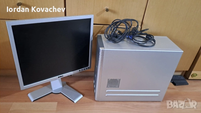 монитор dell, снимка 2 - За дома - 53964641