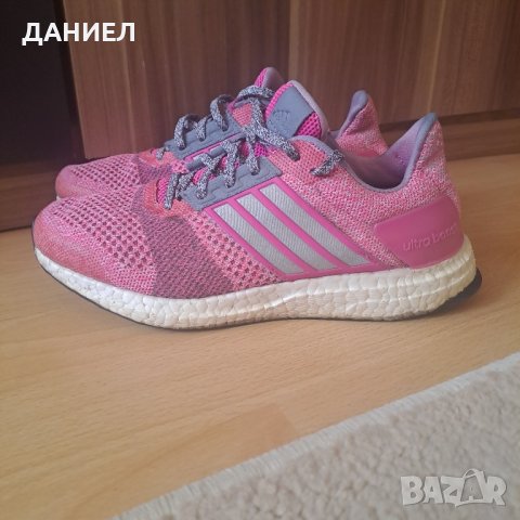 Оригинални Дамски маратонки adidas ultra boost номер 38, снимка 1