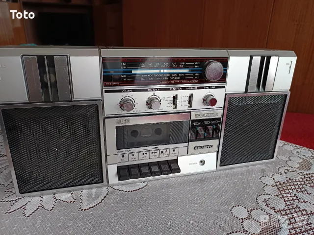 Радиокасетофон Sanyo M 9813L