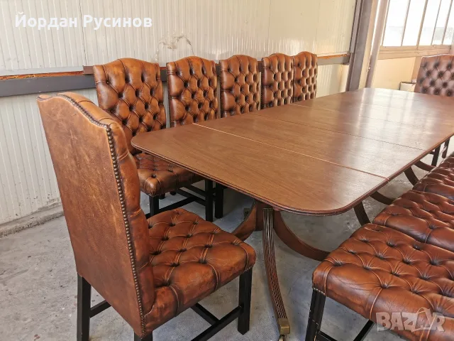 Оригинален луксозен комплект 12 Chesterfield стола с маса от махагон, снимка 3 - Столове - 52389880