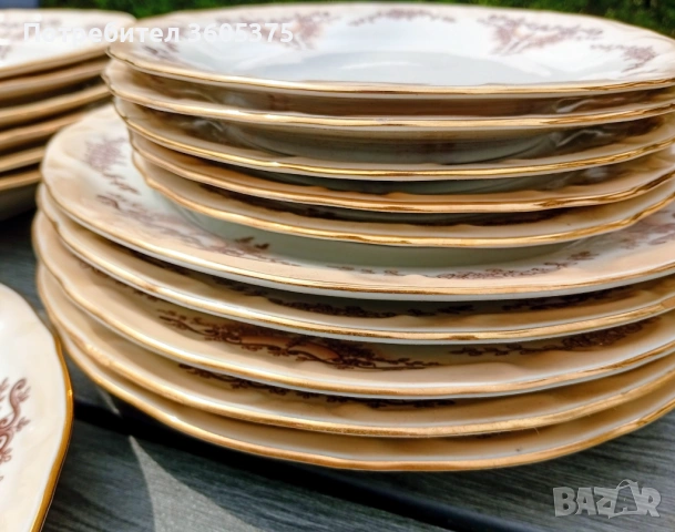 Рядък ,порцеланов сервиз за хранене,луксозна серия на Изида , снимка 8 - Антикварни и старинни предмети - 54201207