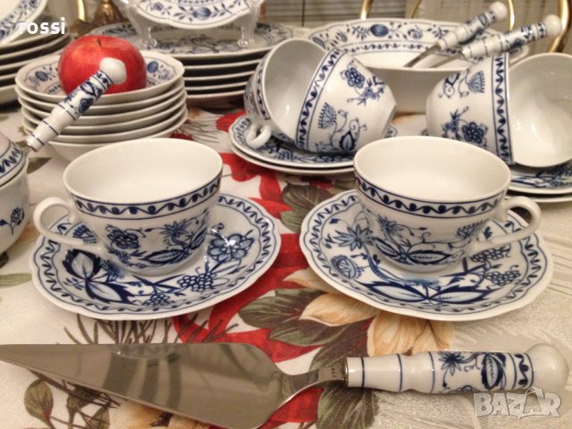 Zwiebelmuster, KAHLA, GDR Сервиз за хранене, чай/кафе и десерт 44 ел. нов, снимка 6 - Други ценни предмети - 39470312