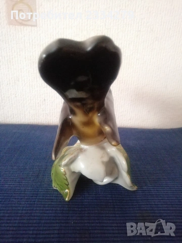 Стари статуетки, порцелан и алабастър. , снимка 3 - Статуетки - 54015986