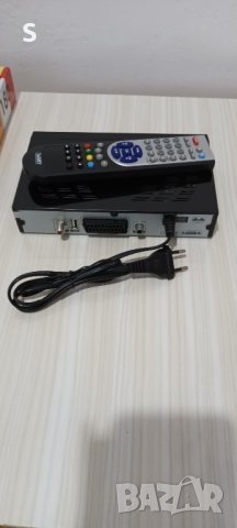 Сателитен приемник, снимка 6 - Приемници и антени - 37421634