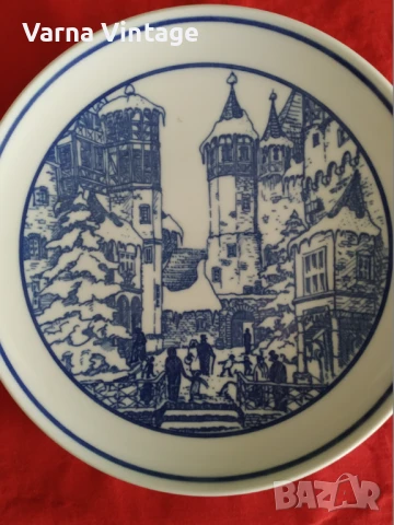 Колекционерска порцеланова чиния. Hutschenreuther Германия., снимка 2 - Колекции - 50859698