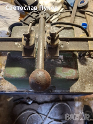 Машина за чепрз на ленти