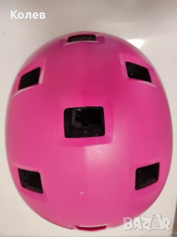 Детска каска и протектори за ролери, тротинетки, скейтборд, велосипед.
Размер S (52-54 см)
, снимка 2 - Други - 49478486