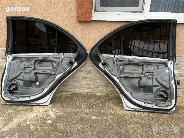 Задна броня и задни врати огледала, снимка 8 - Части - 44371813