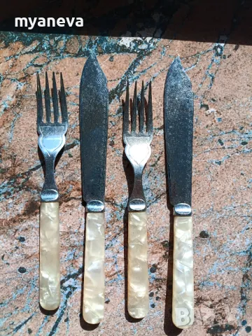 КОМПЛЕКТ ОТ 12 ВИНТИДЖ ХРОМИРАНИ НОЖОВЕ И ВИЛИЦИ ЗА РИБА С ДРЪЖКИ ОТ СЕДЕФ, снимка 8 - Други - 49680782