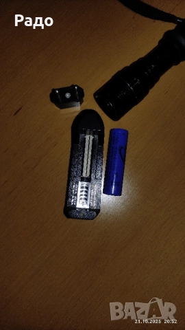 Продавам малък лед фенер с зарядно, снимка 5 - Къмпинг осветление - 52140897