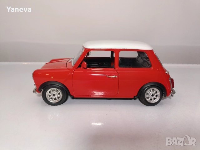 Колекционерски автомобили в мащаб 1:18 . , снимка 14 - Коли, камиони, мотори, писти - 52189480