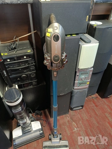Прахосмукачки Tineco и Bosch, снимка 3 - Прахосмукачки - 52653203