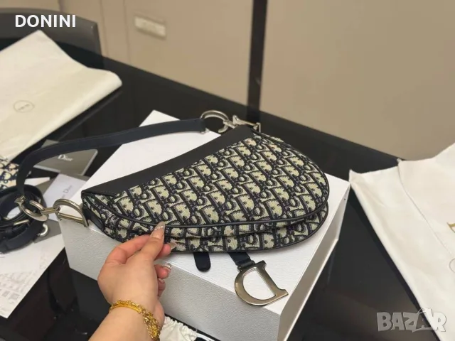 Christian Dior Дамска чанта, кожа, снимка 2 - Чанти - 56551707