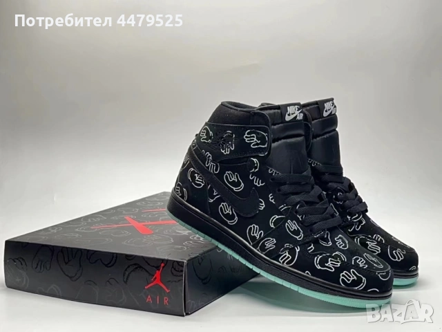 Оригинални мъжки маратонки Kaws x Nike Air Jordan 1 High black, снимка 2 - Кецове - 53331681