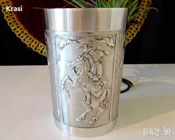 Чаша,халба от калай с уникални ловни картини. 