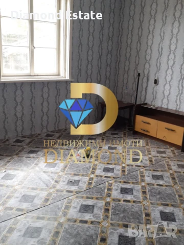 Две гарсониери в град Меричлери