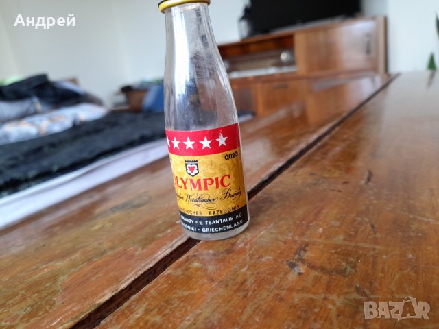 Стара бутилка от ракия Olympic, снимка 3 - Други ценни предмети - 37575169