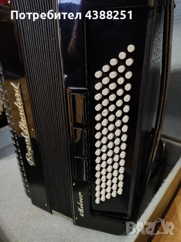 Акордеон Роял Стандарт с куфар, снимка 11 - Акордеони - 52621980