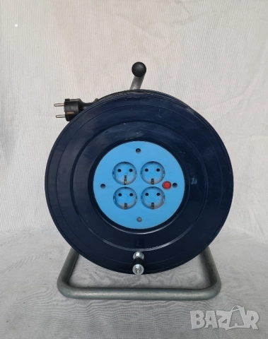 Удължителна макара немски с 4 гнезда дължина 50м 3 х 2,5 мм