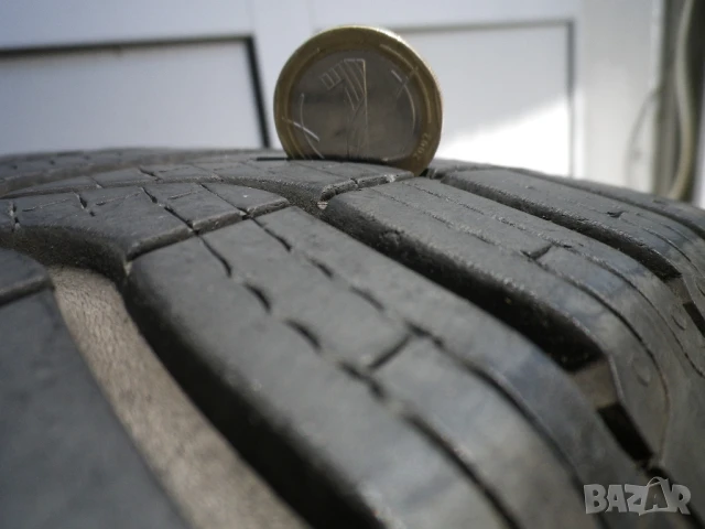 Всесезонни гуми Pirelli 215/55/18, снимка 3 - Гуми и джанти - 50754360