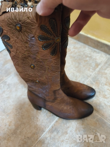 Дамски каубойски , снимка 2 - Дамски боти - 52505373