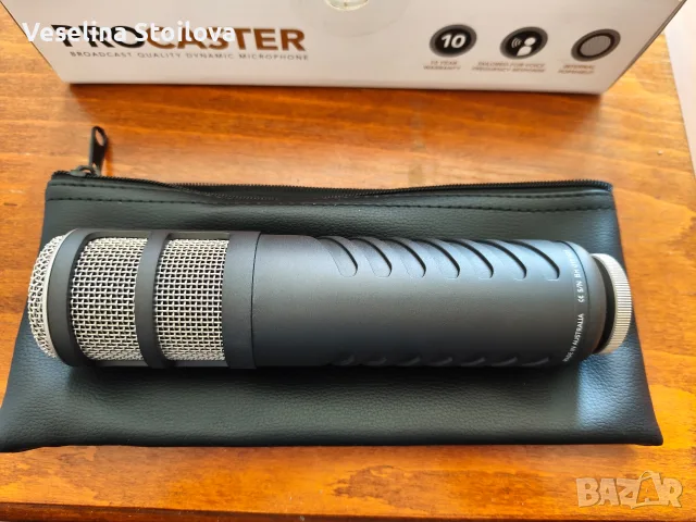 ProCaster Broadcast Quality Dynamic Microphone , снимка 2 - Микрофони - 55874433