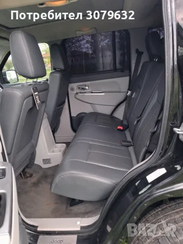 Продава се Jeep Cherokee 2.8 CRD 4x4 , снимка 8 - Автомобили и джипове - 56341029