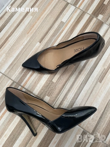 Обувки, снимка 3 - Дамски обувки на ток - 52393716