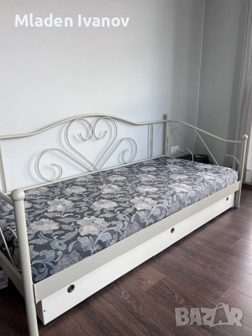 Продавам единично легло с матрак 90/200 и място за съхранение, снимка 3 - Спални и легла - 53344634