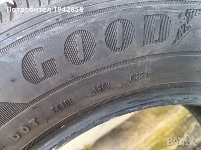 4бр Goodyear бусови гуми 215 65 16c ДОТ25, снимка 2 - Гуми и джанти - 54137421